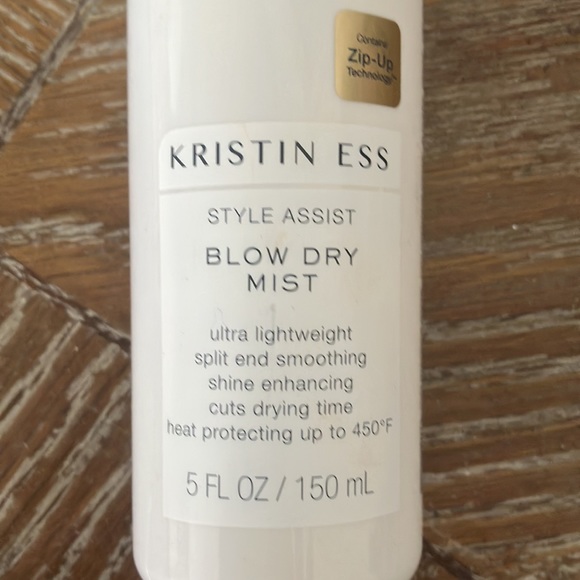 KRISTIN ESS Ulta Blow Dry Smooth Hair Heat Protection SPRAY - Picture 2 of 3